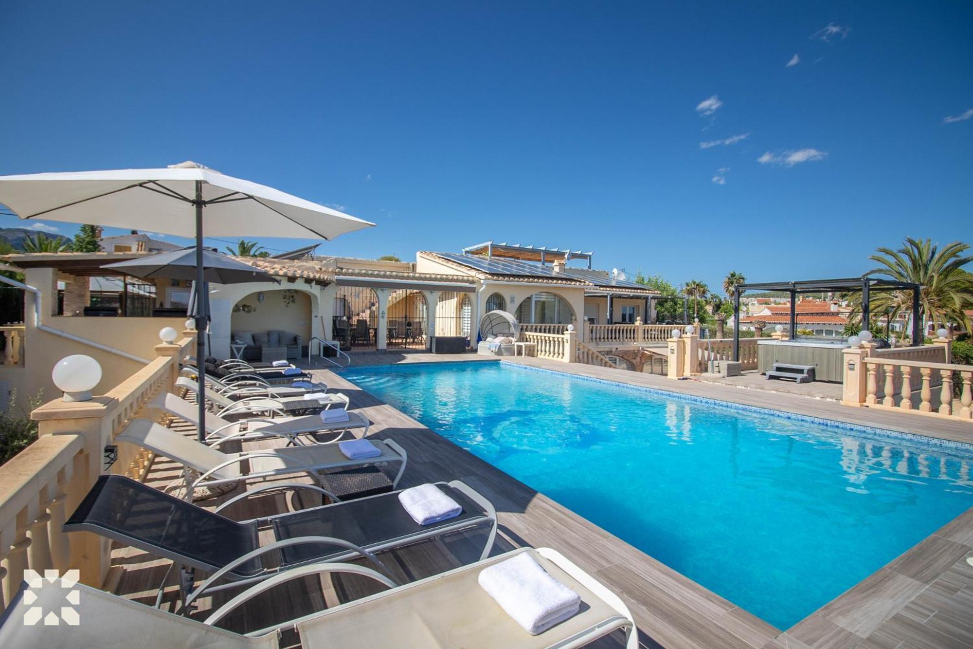 Abahana Airlie Villa Calpe