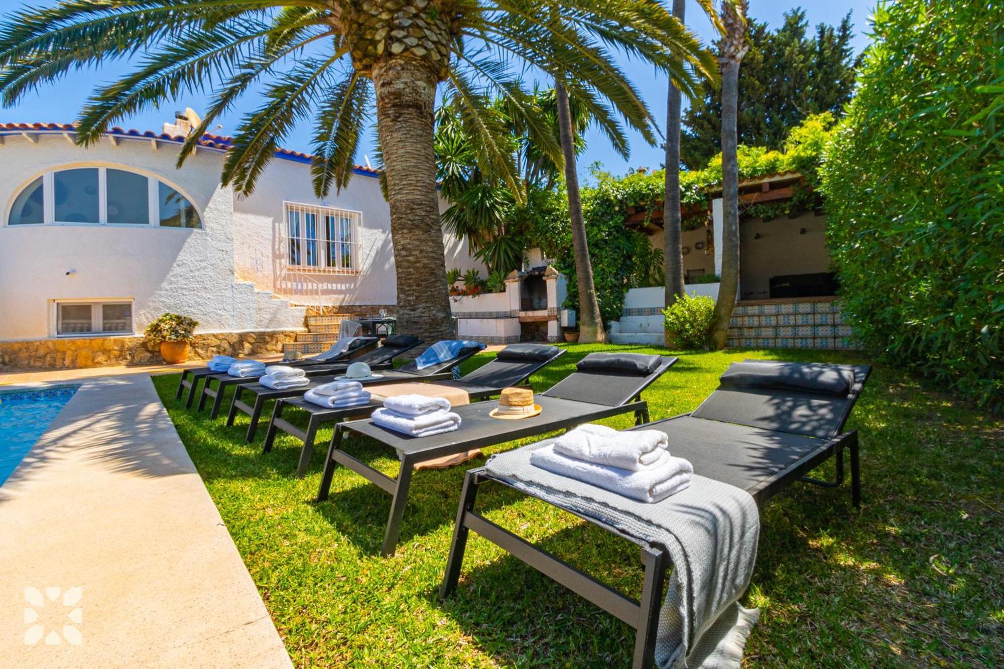 Abahana Oasis Villa *