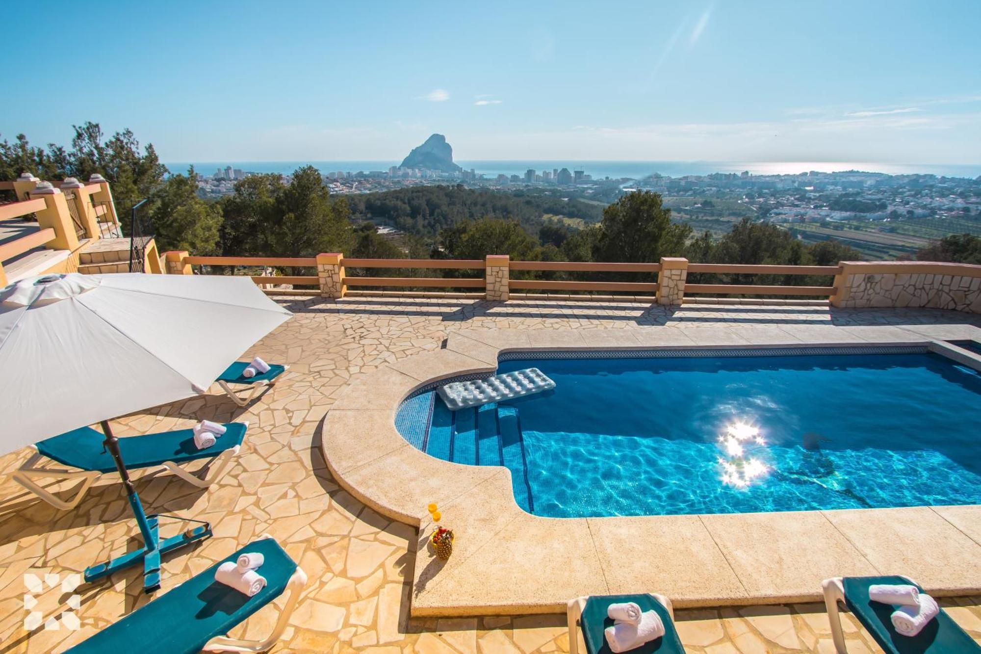 Abahana Niceview Villa