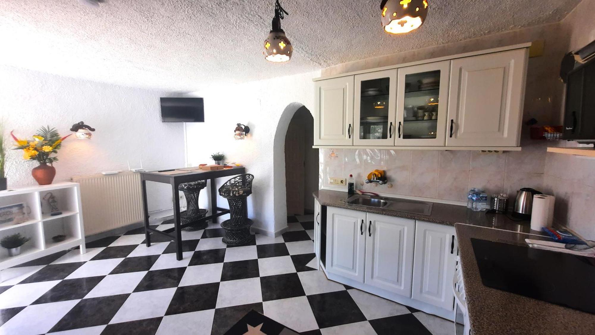 Maryvilla0257