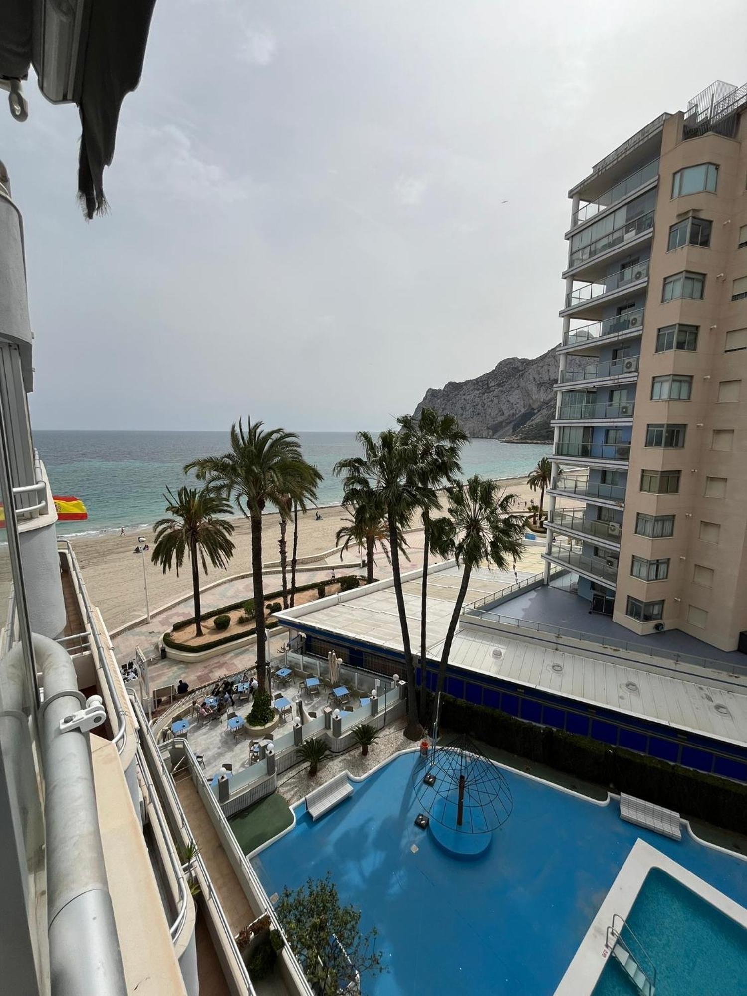 Service Apart Lazaro - Edificio Aguamarina 15 *
