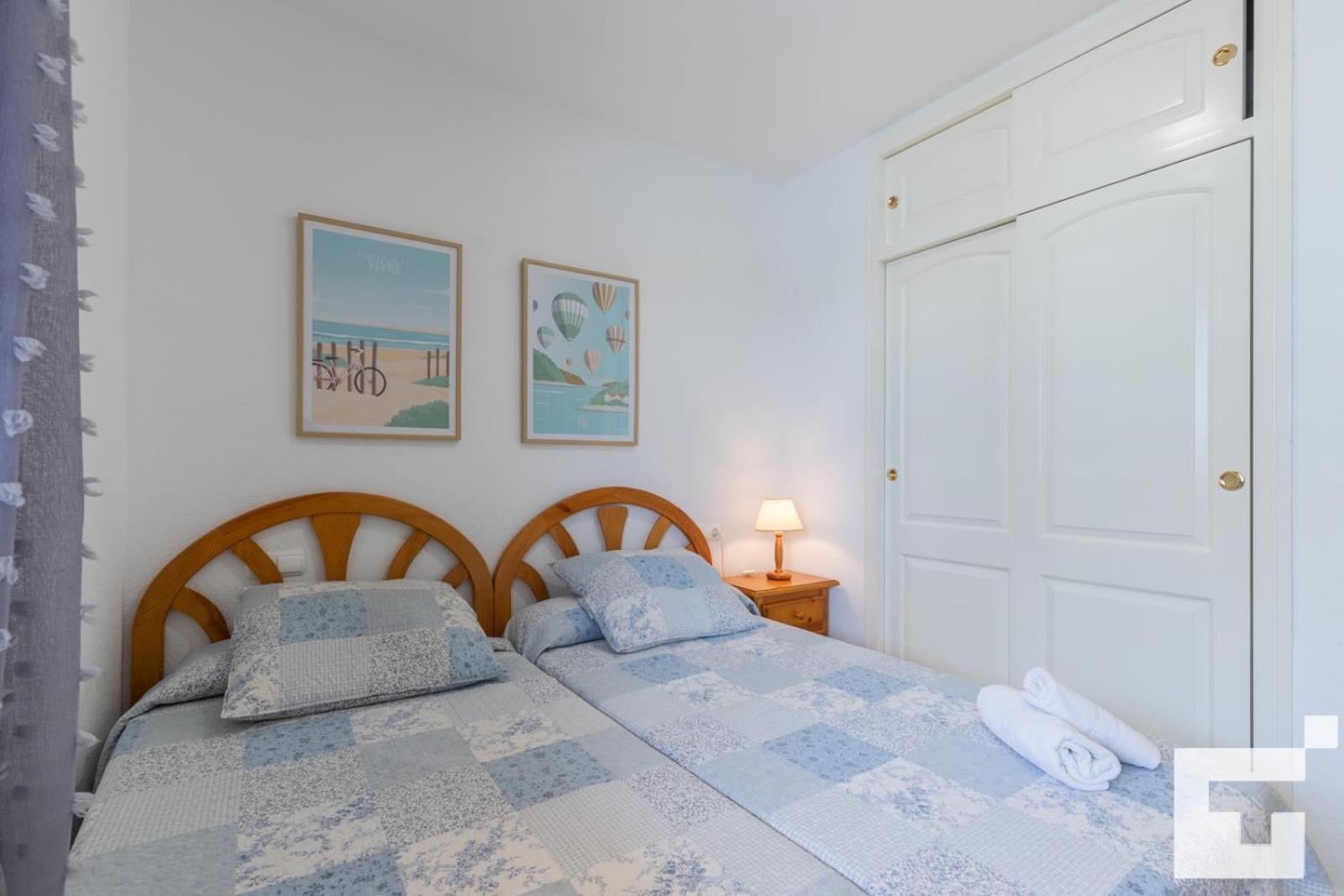 Topacio Iii 24a * Calpe