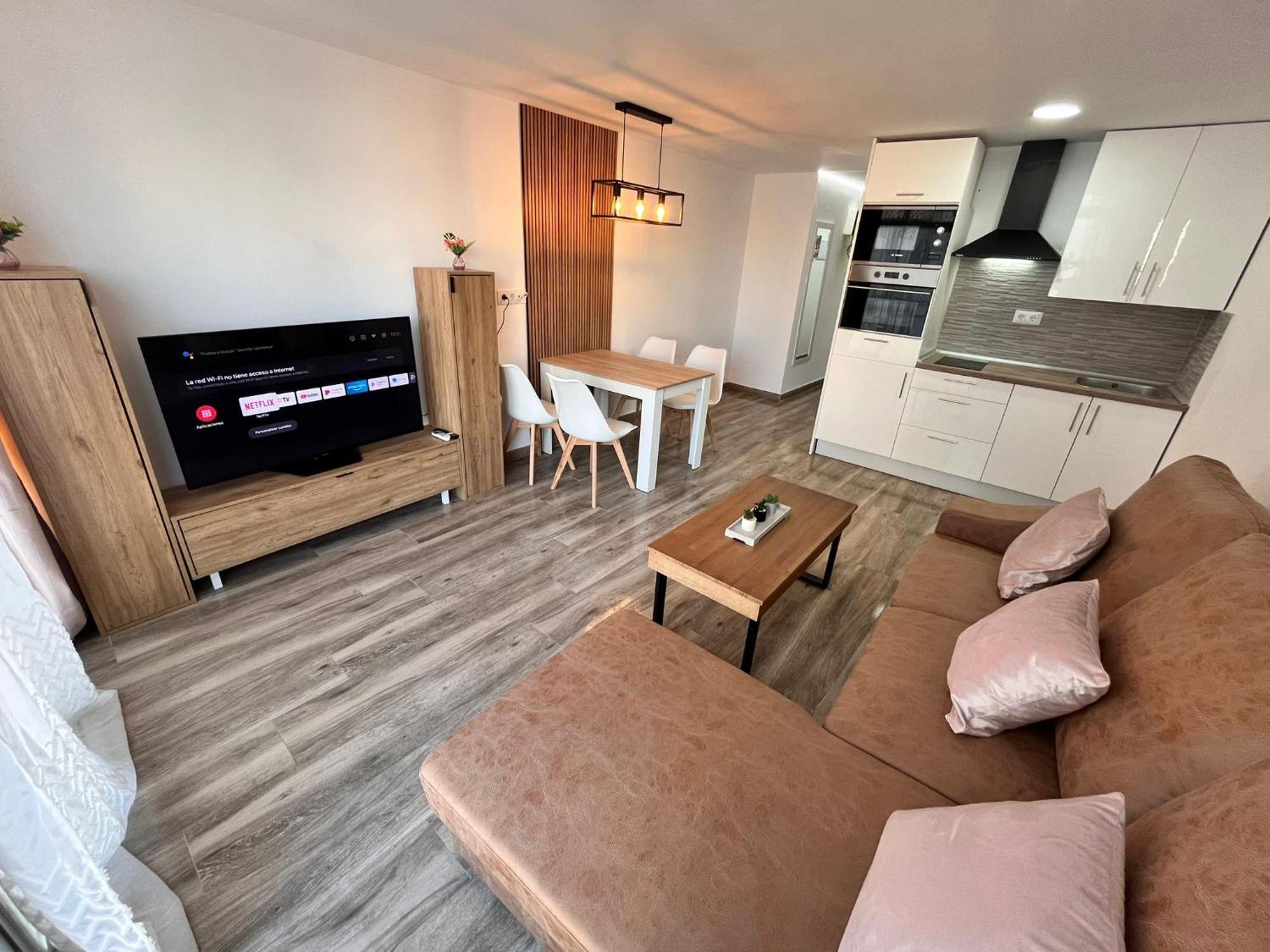 Apartment Apartamento Renovado A 3 Min De La Playa,piscina,wifi,aire,parking,vistas Comunitario Calpe