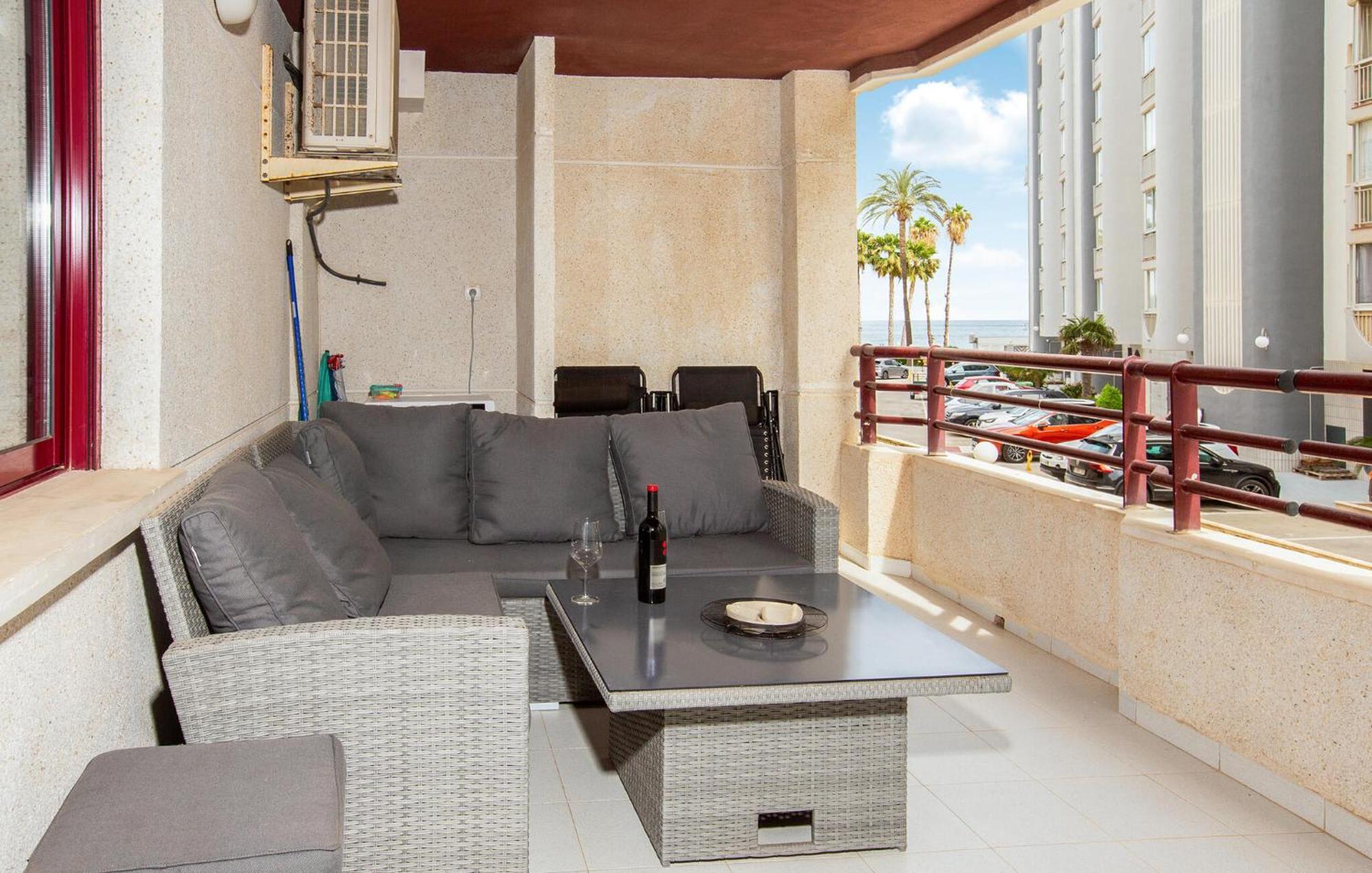 Beautiful In With House Sea View