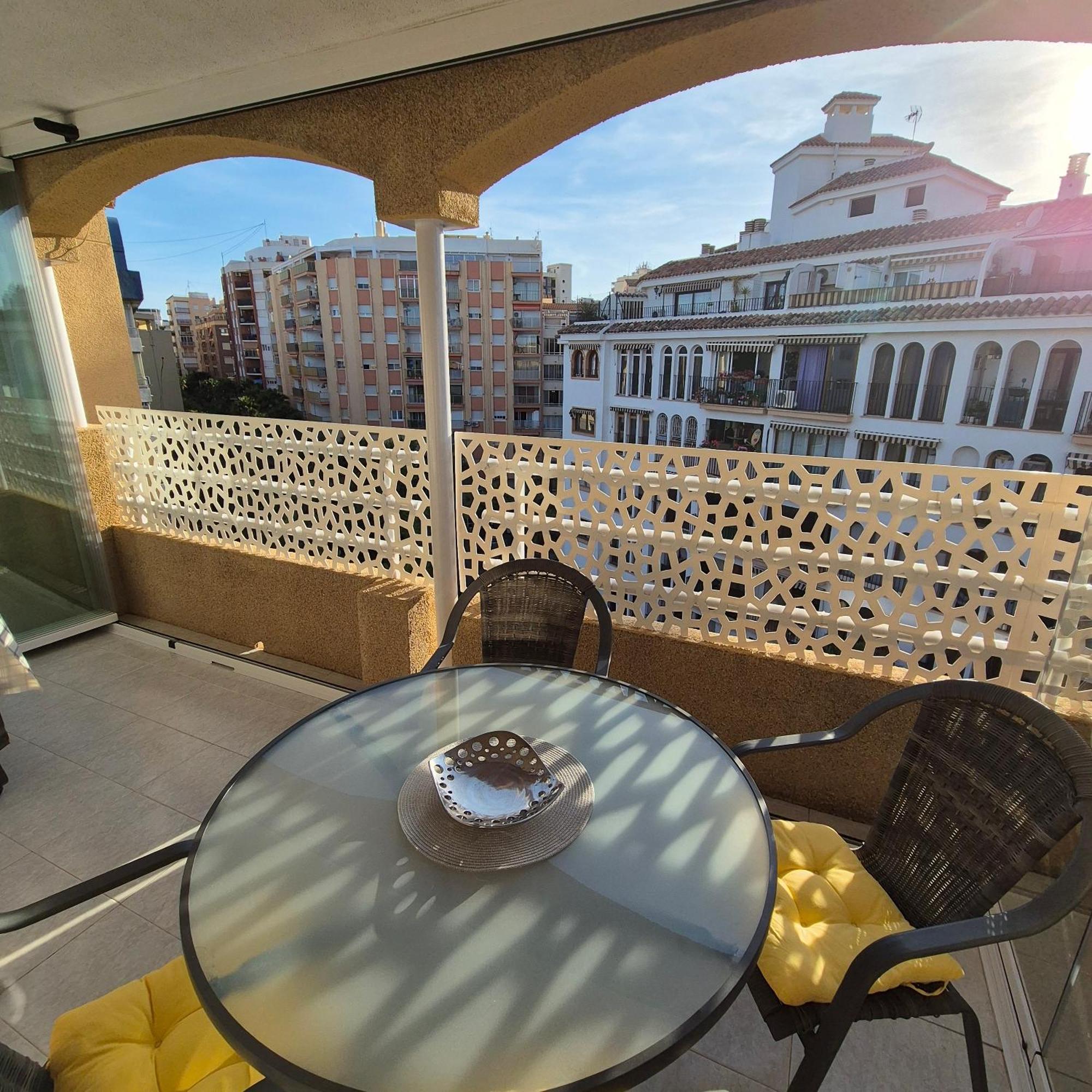 Apartamento Piso Soleado En Apolo Vii
