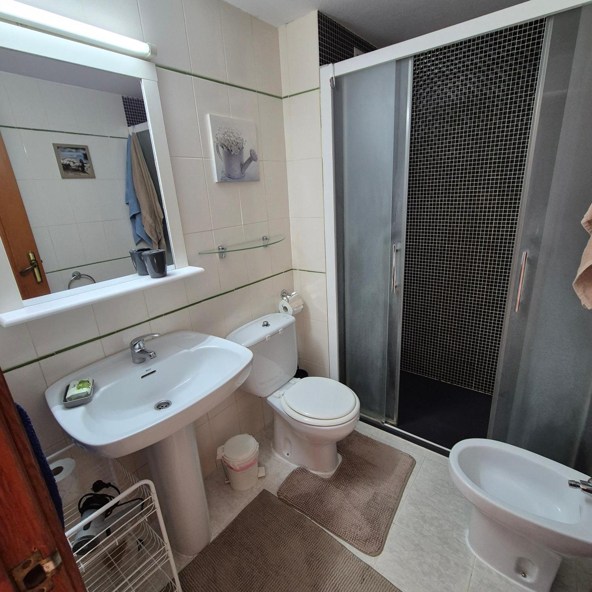 Piso Soleado En Apolo Vii Apartamento *