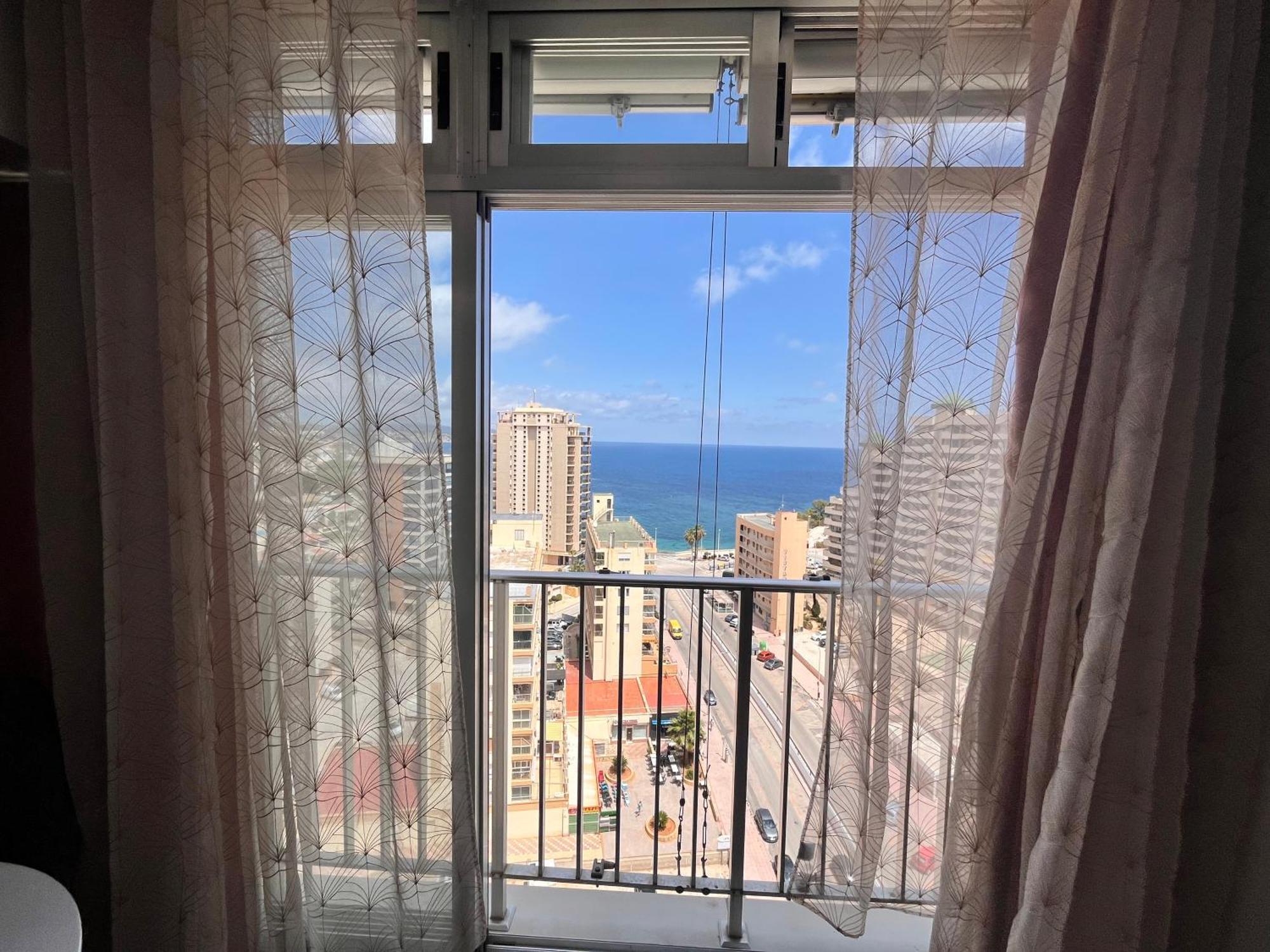 Apartamento Con Vistas Al Mar Impresionantes A 5 Min De La Playa Aire Wifi Parking Comunitario