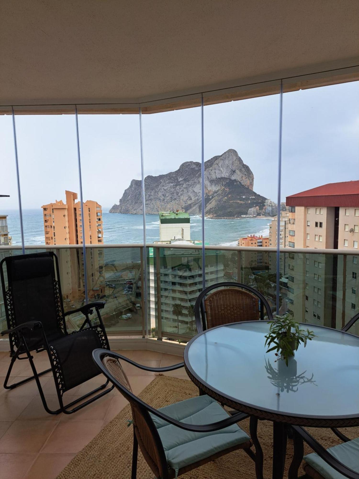 Esmeralda Seaview Apartamento