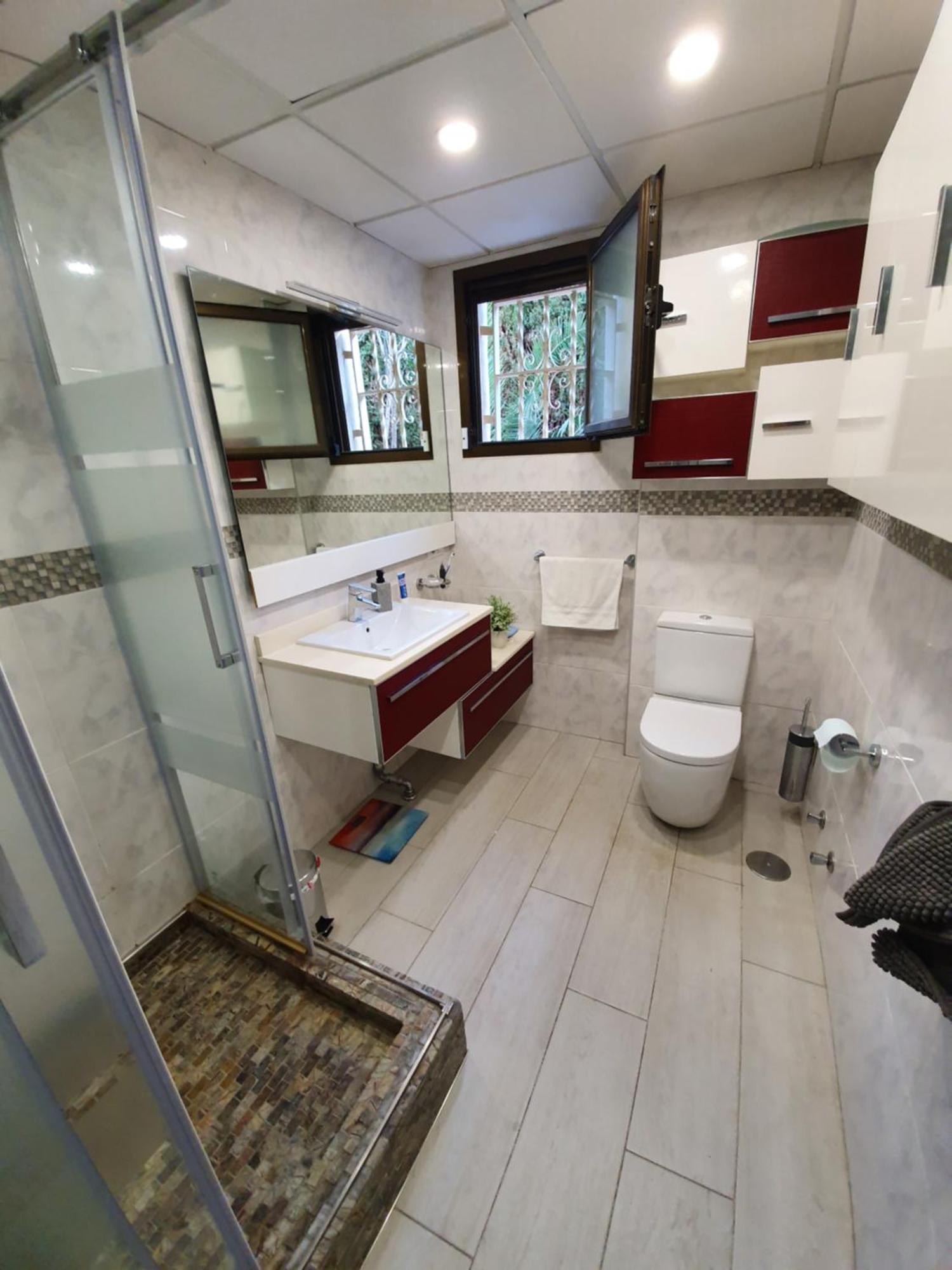 Luxury - Pool, Hot Tub, Aircon, Tvs, Cinema, Office, Gbit Internet, Sports Equipment Calpe