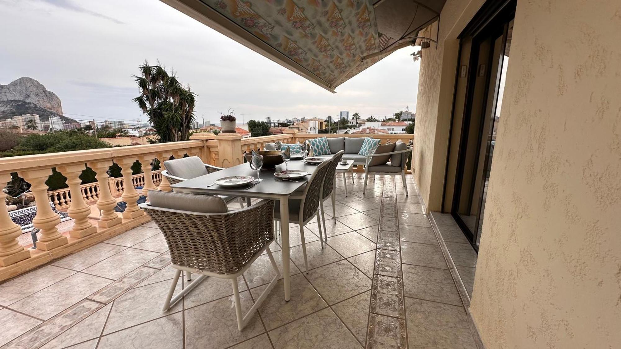 Luxury - Pool, Hot Tub, Aircon, Tvs, Cinema, Office, Gbit Internet, Sports Equipment Villa Calpe