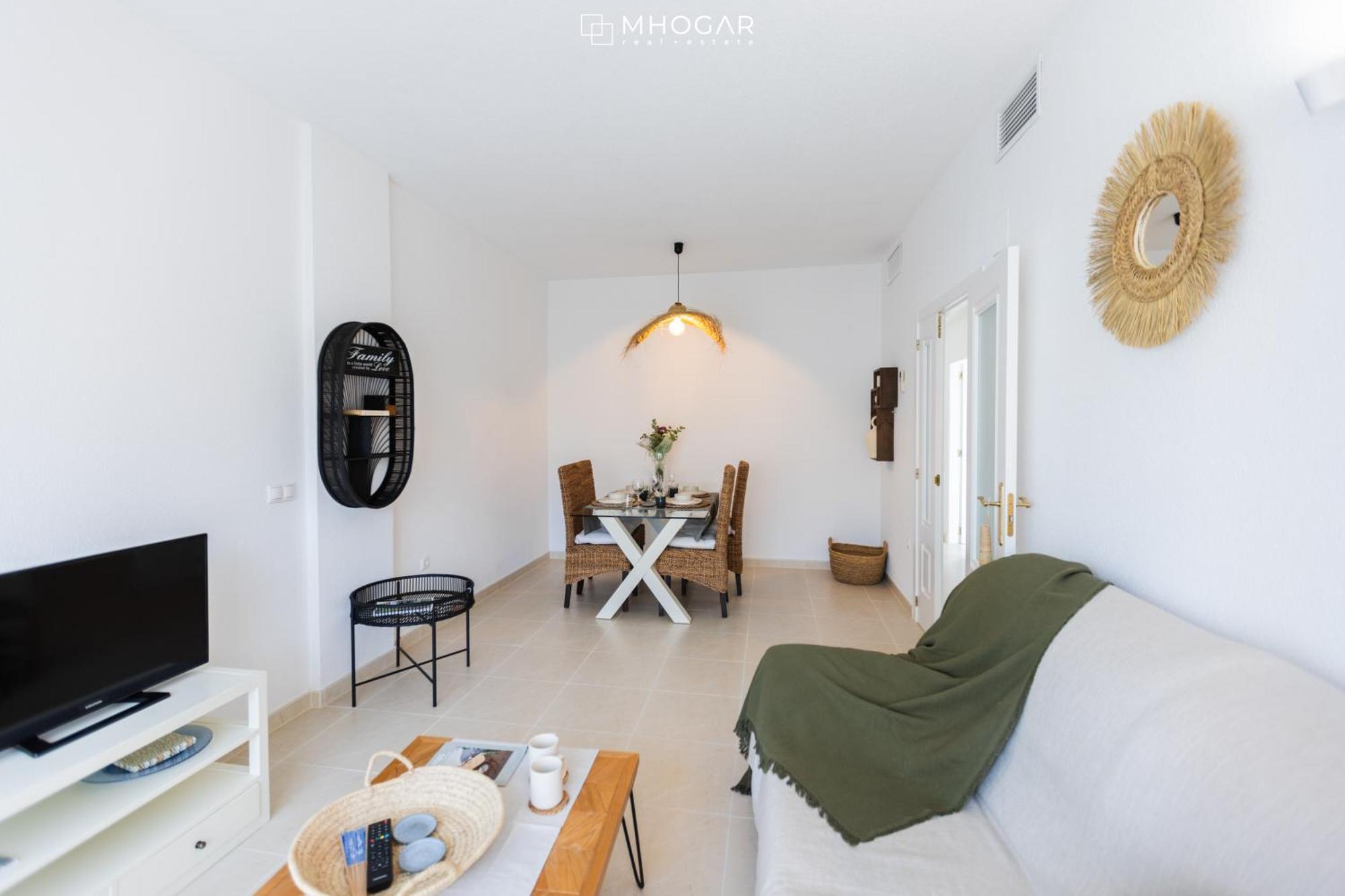 Holiday Concept - Costa Blanca, Edificio Mar Augusta Calpe