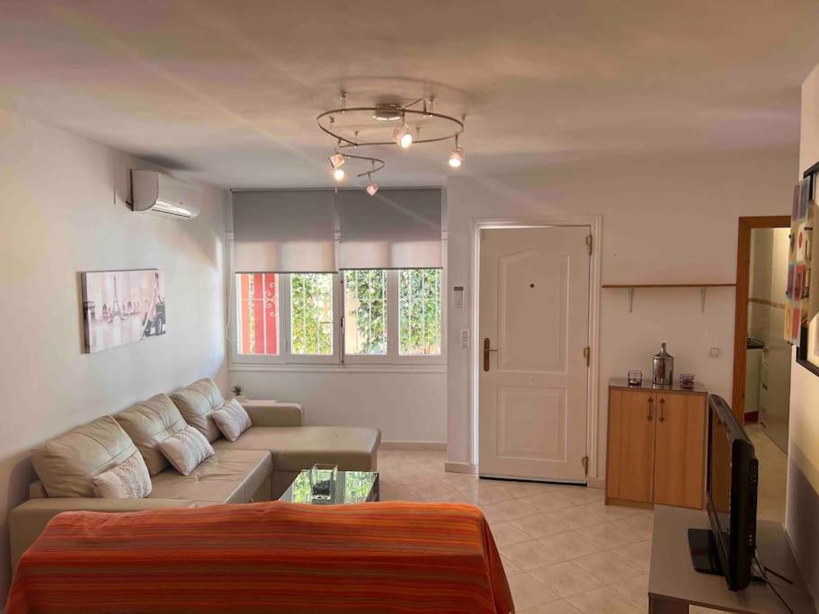 Сasa de vacaciones In - Swimming Pool And Tennis Court Calpe