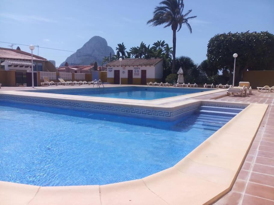 In - Swimming Pool And Tennis Court Сasa de vacaciones Calpe
