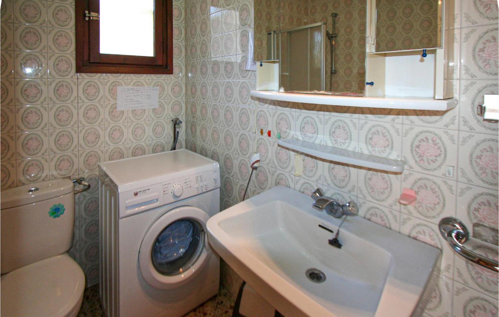 Сasa de vacaciones Gorgeous In Calp With Kitchen Calpe