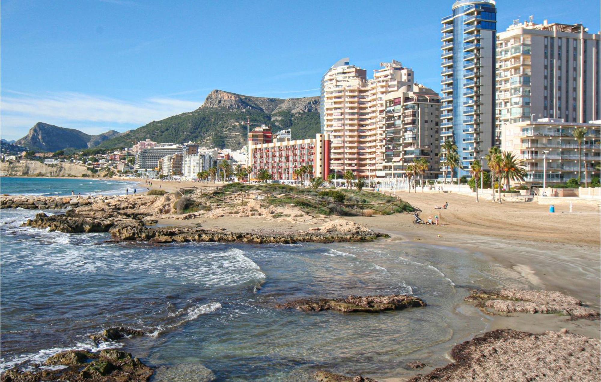 Сasa de vacaciones Gorgeous In Calp With Kitchen