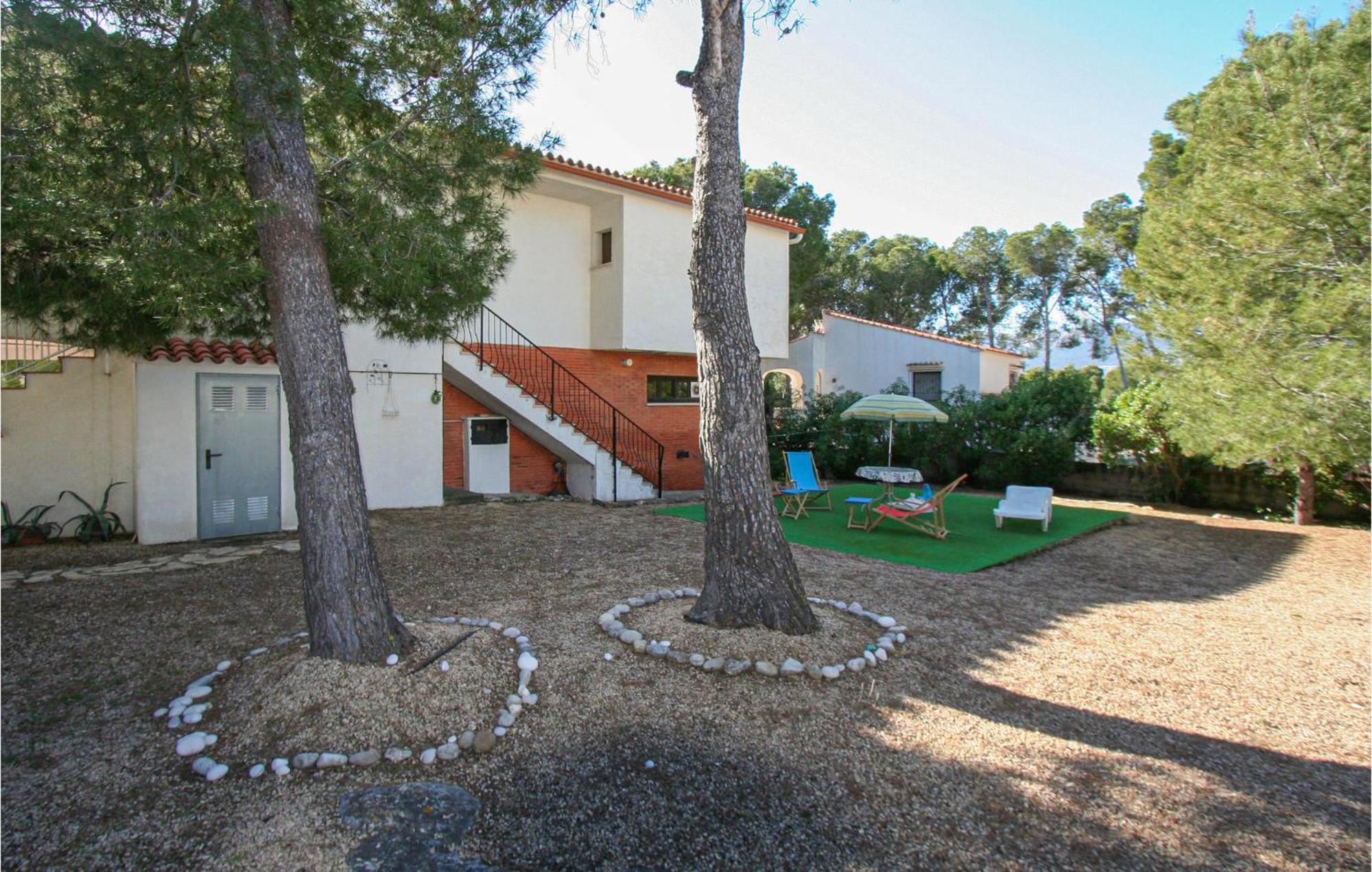 Gorgeous In Calp With Kitchen Сasa de vacaciones Calpe