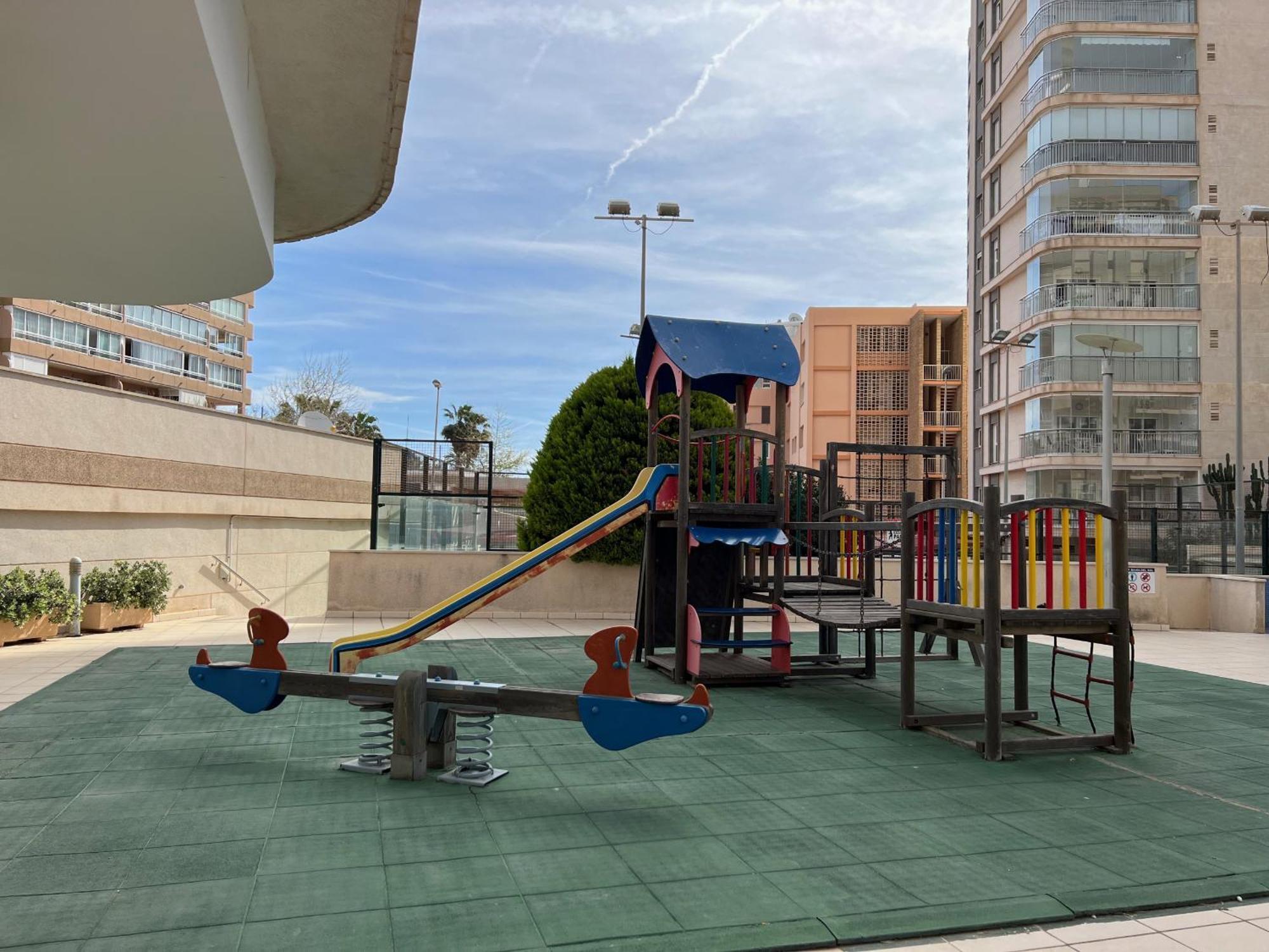Bahia Del Sol Atico En Con Impresionantes Vistas. Apartamento *