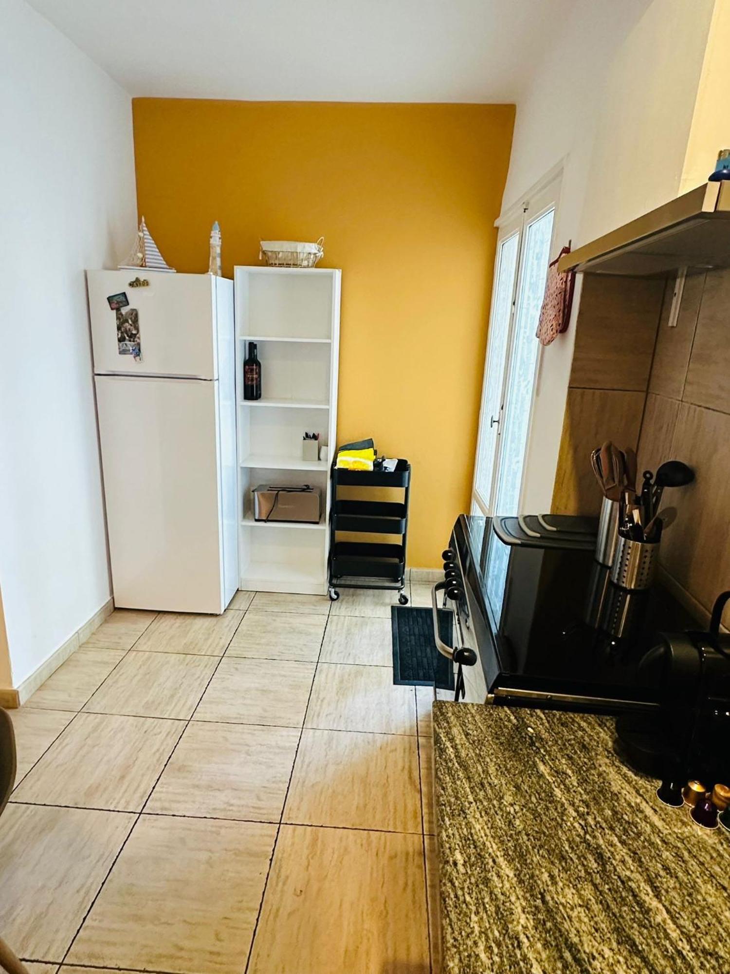 Casa *