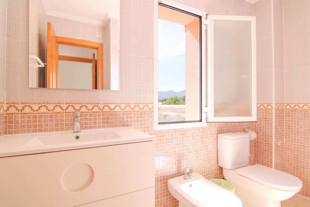 Apartamento Con Piscina - Lilia Rosa 9 *