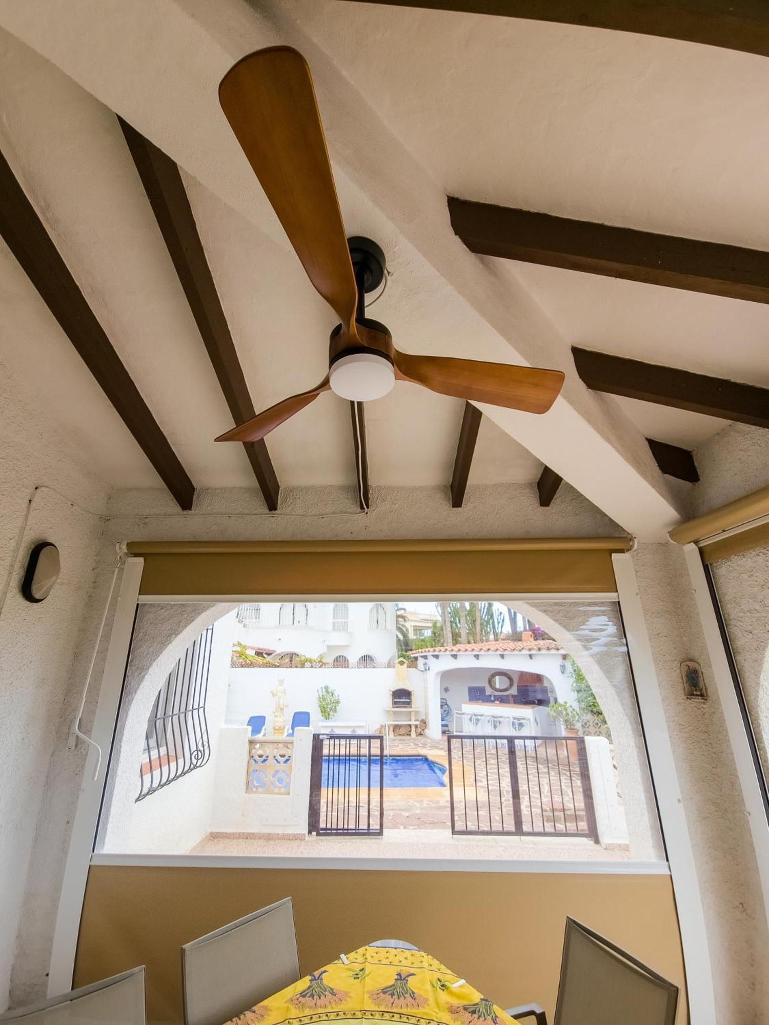Villa A012 - Acogedora Casa De Estilo Tradicional Con Piscina Privada En La Calalga *