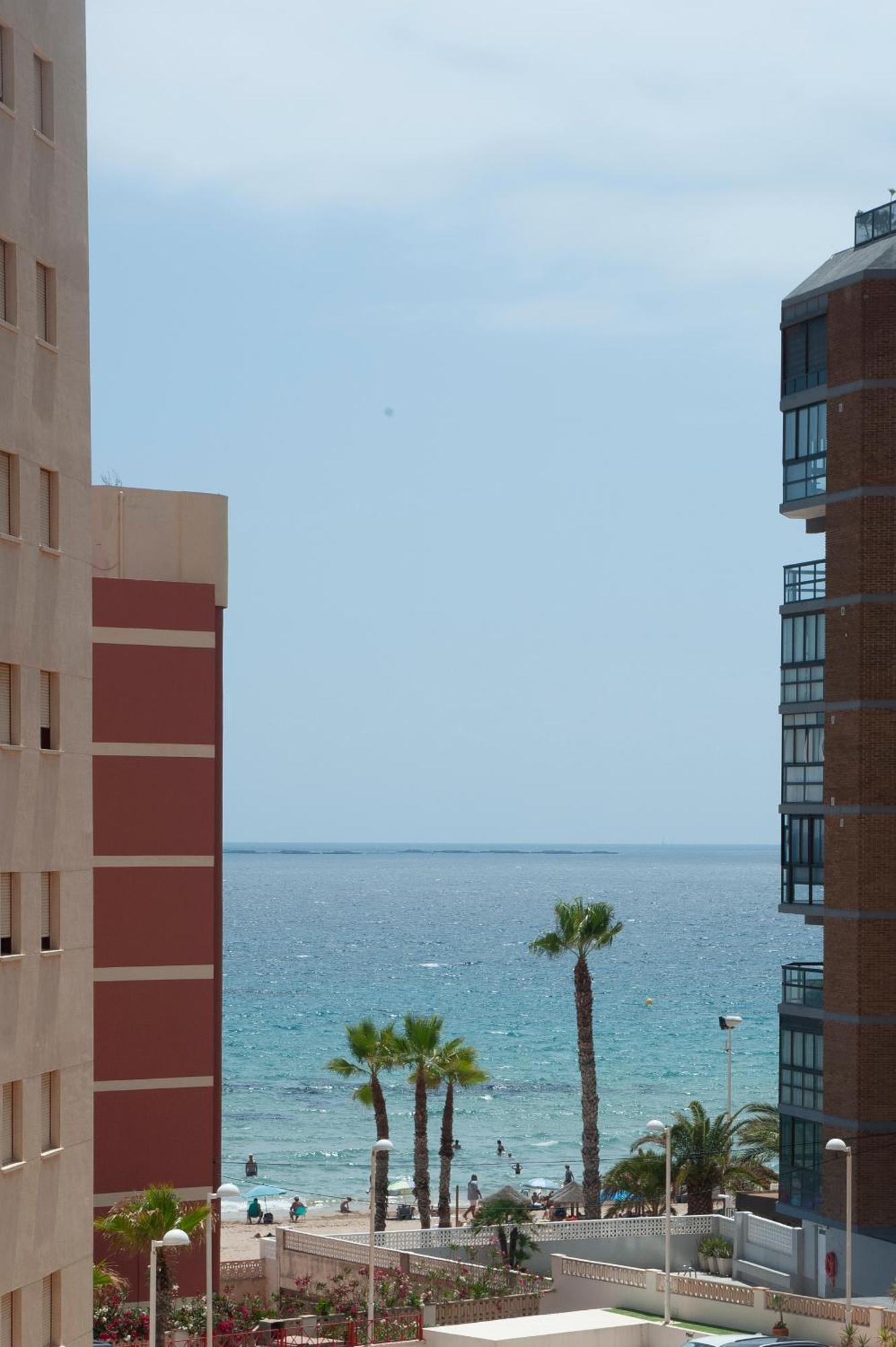 Moderno Con Vista Al Mar, Piscina, Parking