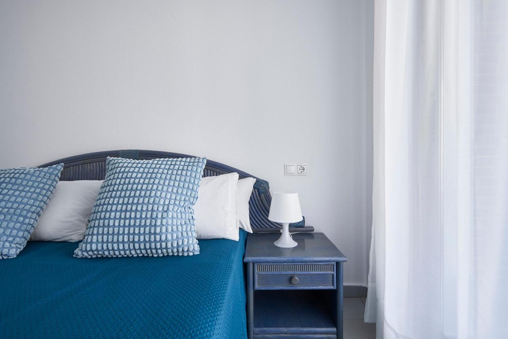 Luxury Apartment *