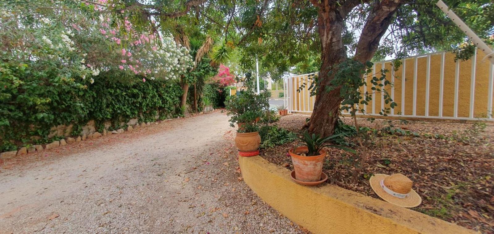 Confortable At Only 100 Meter From The Beach, Supermarkets And The Restaurants *