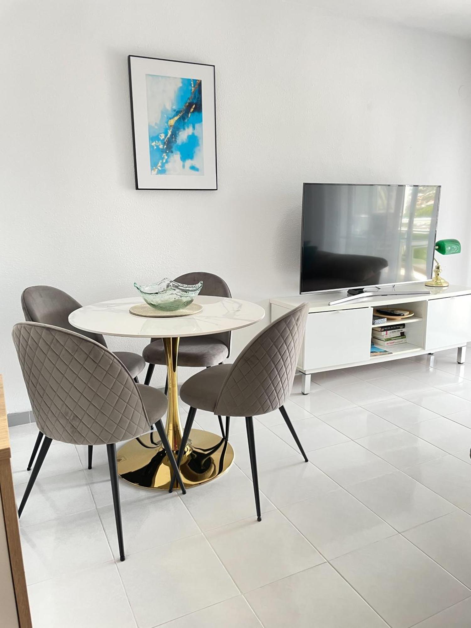 Esmeralda Minerva Primera Linea Fossa- Levante Apartamento
