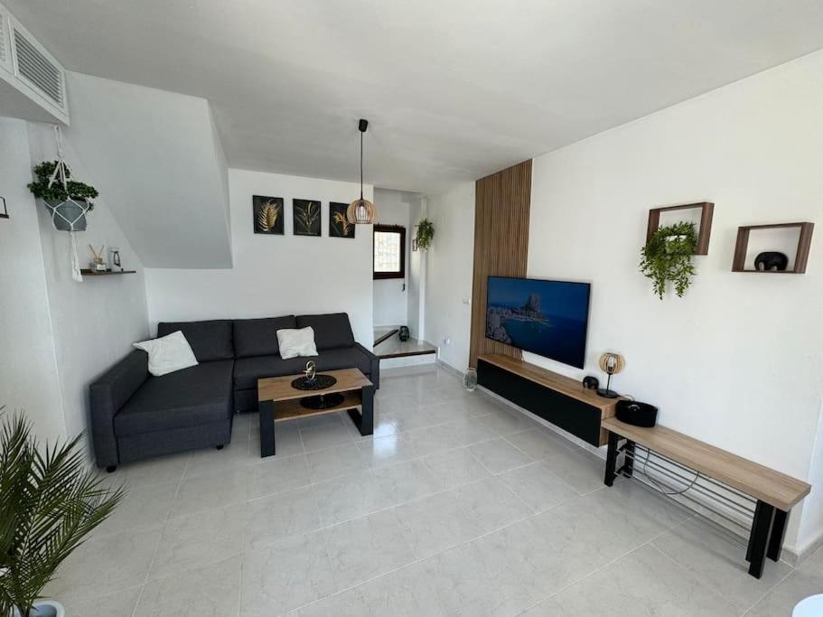 Atico En Primera Linea Apartamento