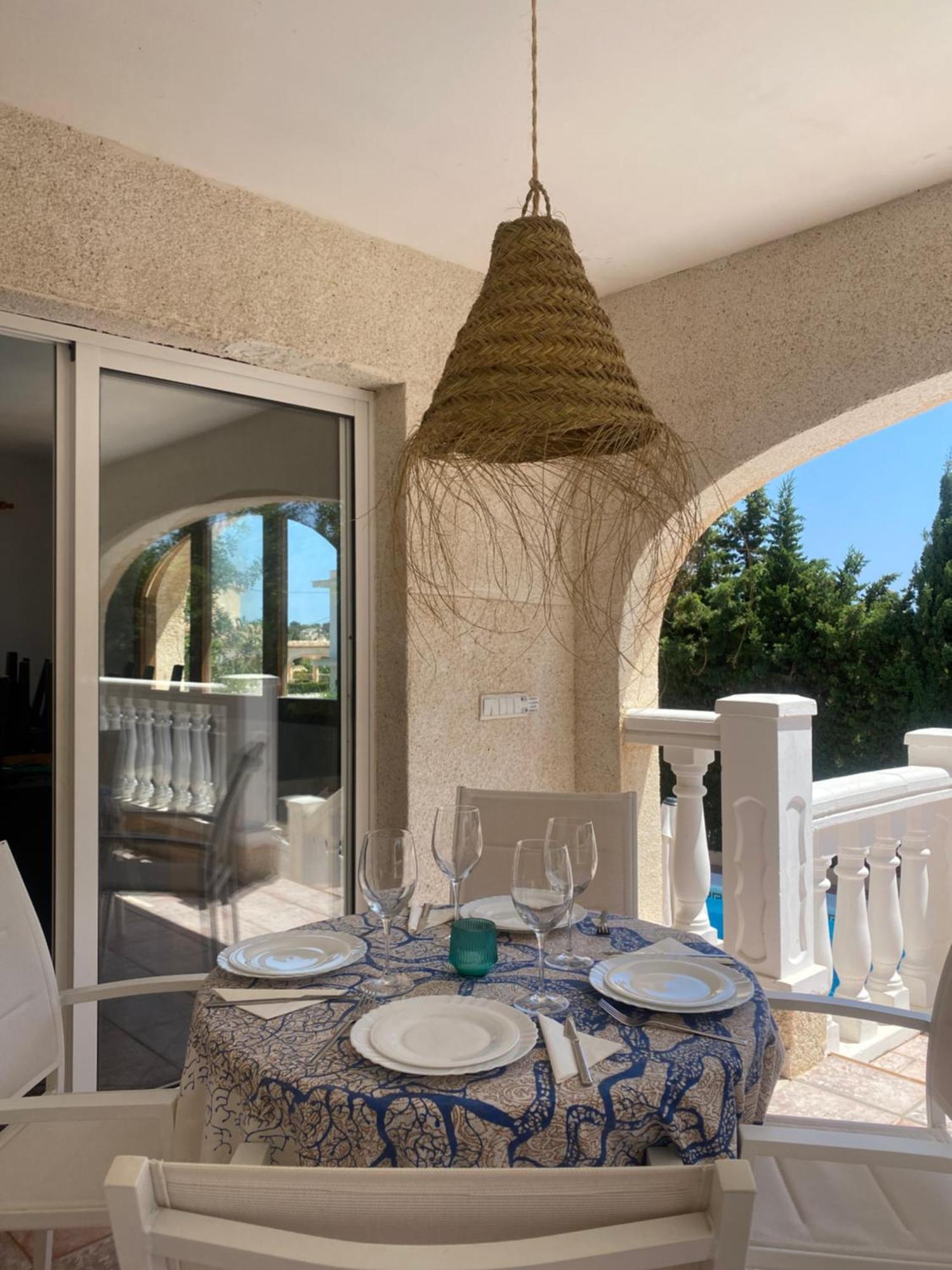 Agradable Con Piscina Y Vistas Al Mar Villa Calpe