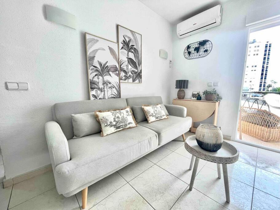 Arenal Paola Sea Views Apartment *
