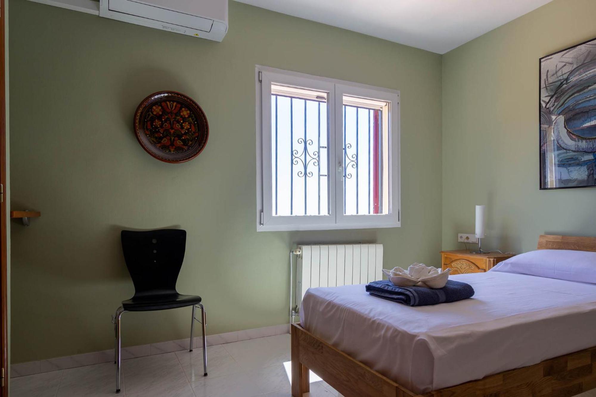 Ref 147) 10 Persons Villa Calpe
