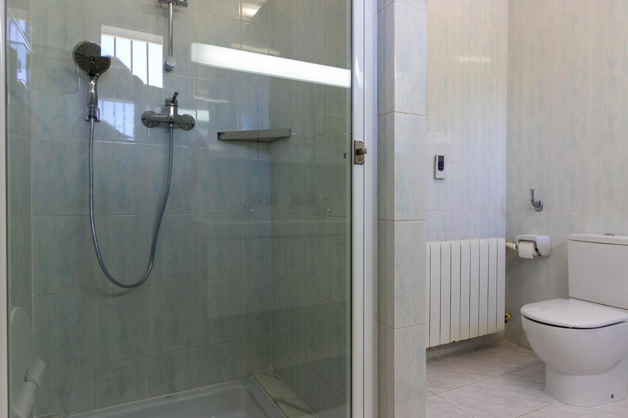 Ref 147) 10 Persons Villa Calpe