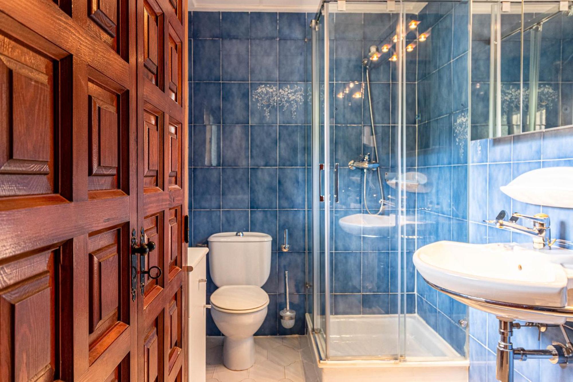 Villa Ref 147) 10 Persons Calpe