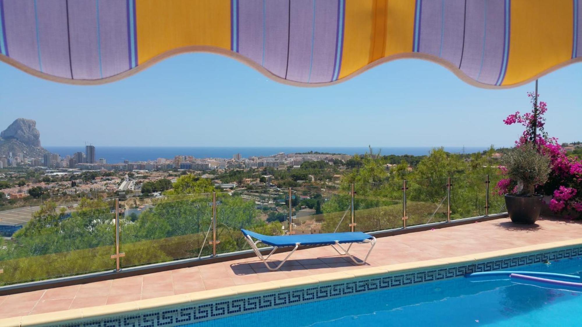 Ref 147) 10 Persons Villa