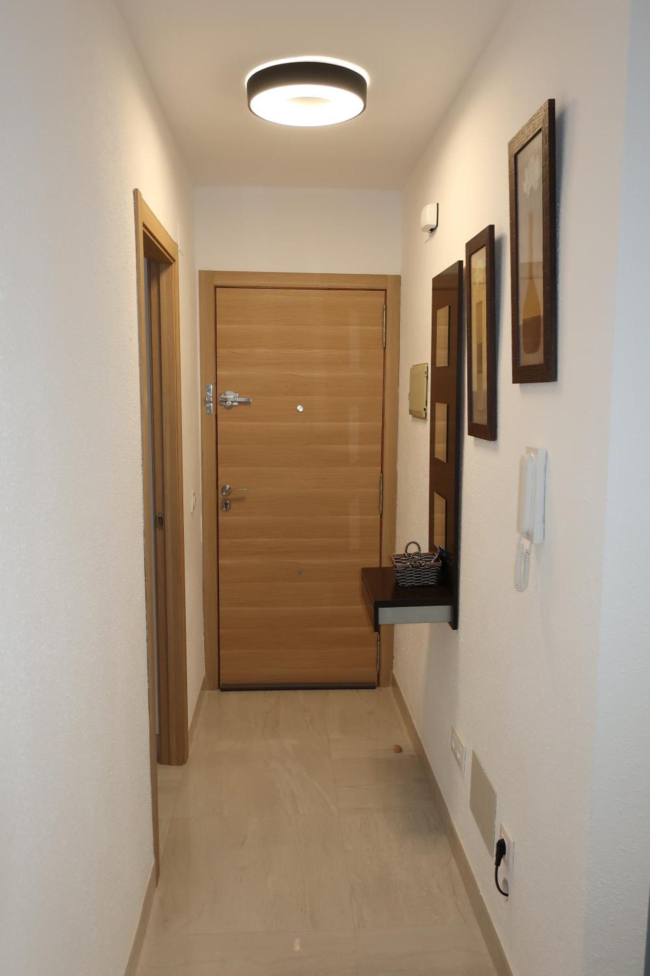 Apartment V