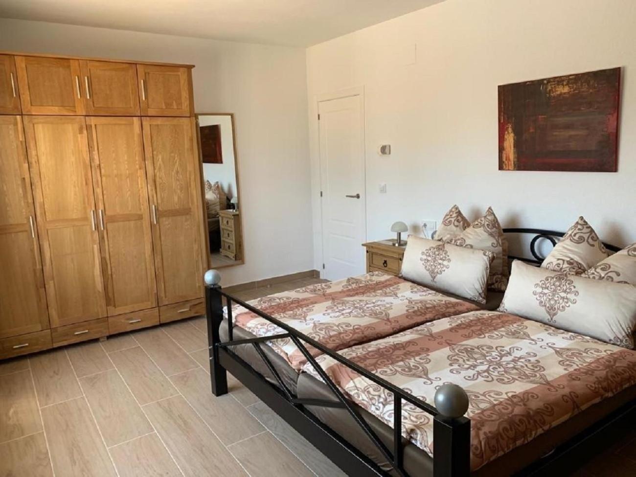 Сasa de vacaciones Mit Privatpool Fuer 4 Personen Ca 120 Qm In Calp, Valencia Costa Blanca