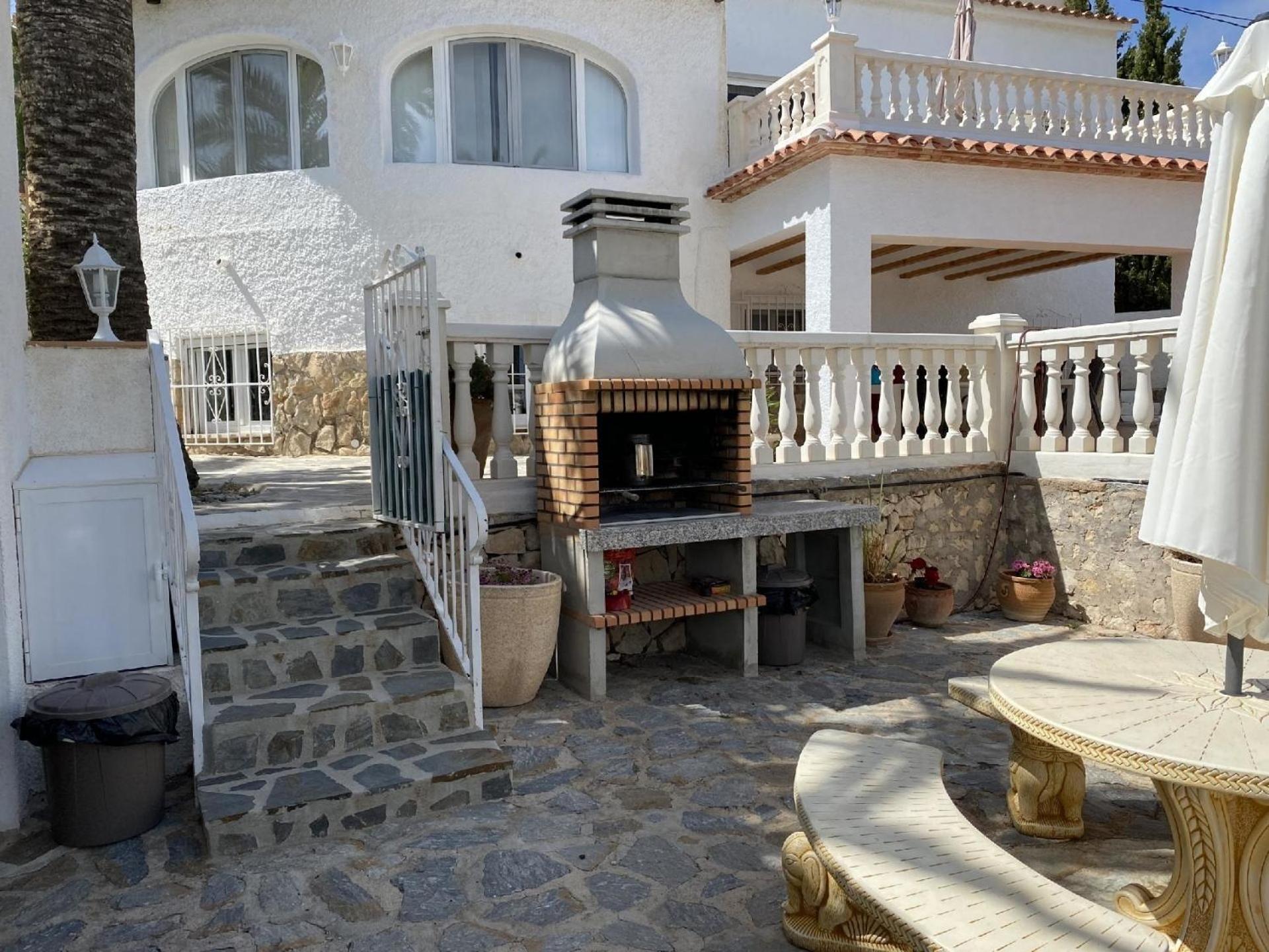 Сasa de vacaciones Mit Privatpool Fuer 4 Personen Ca 120 Qm In Calp, Valencia Costa Blanca Calpe