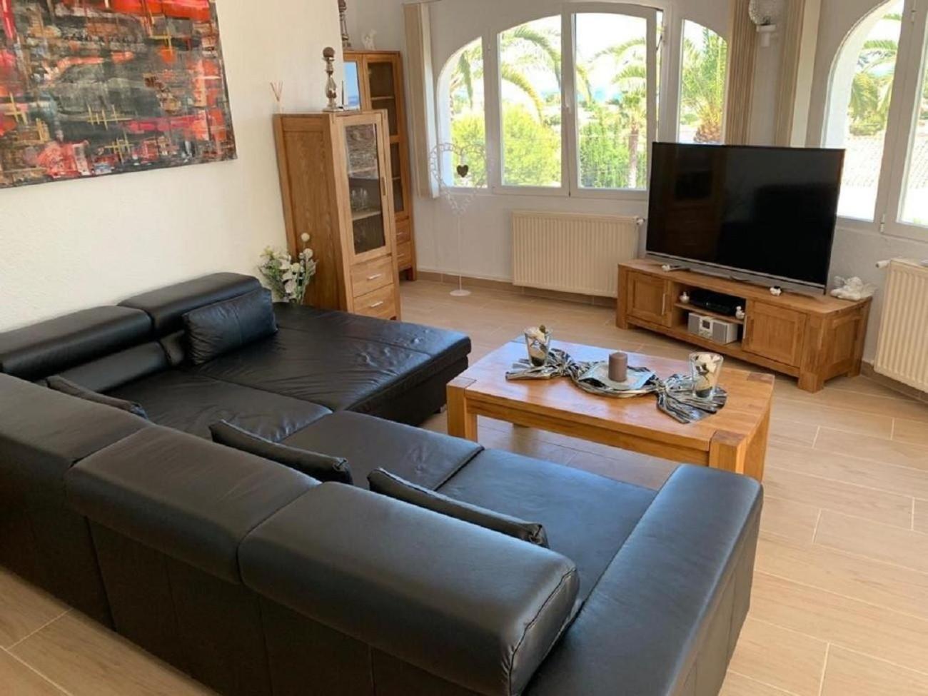 Mit Privatpool Fuer 4 Personen Ca 120 Qm In Calp, Valencia Costa Blanca * Calpe
