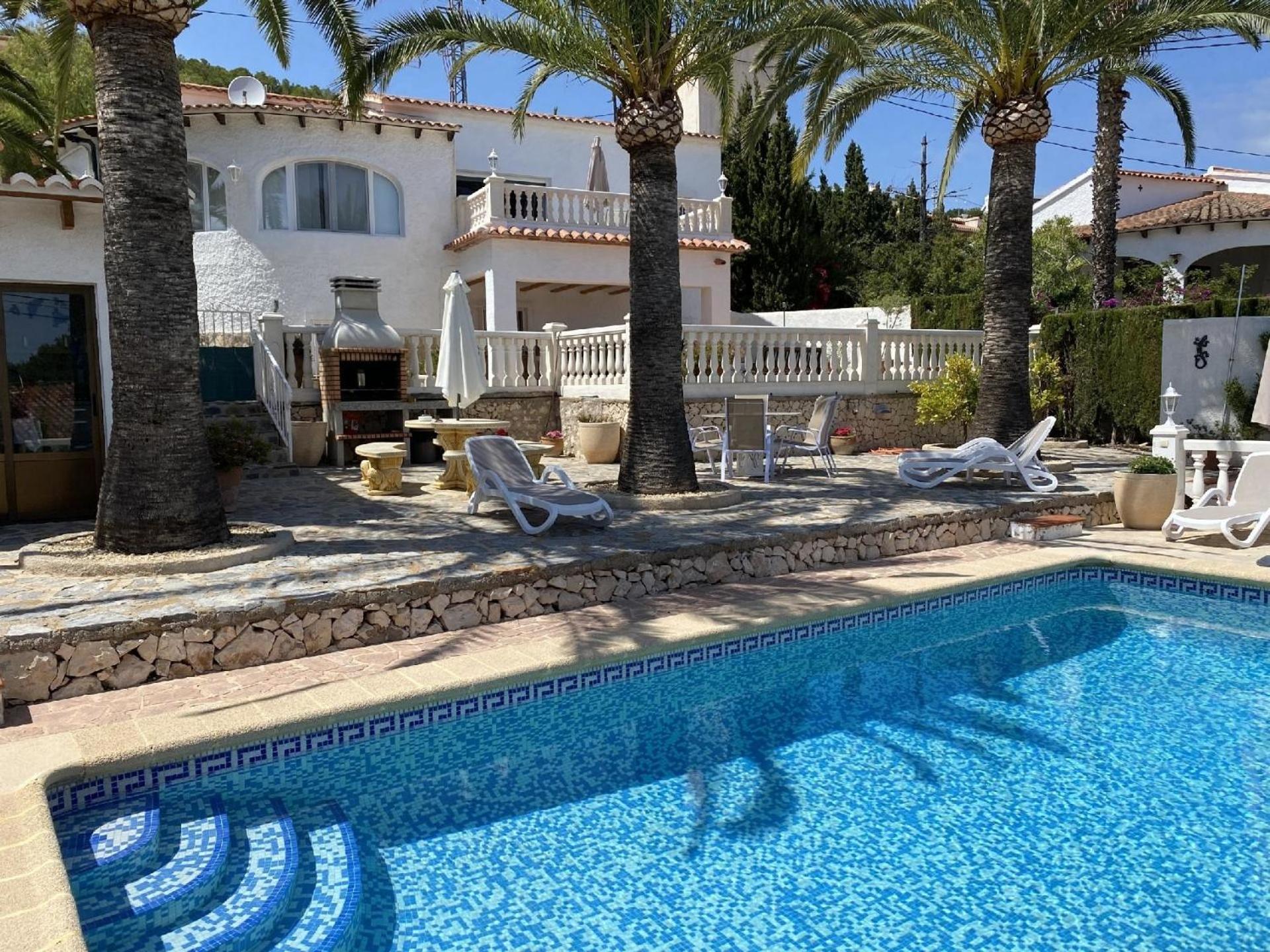 Сasa de vacaciones Mit Privatpool Fuer 4 Personen Ca 120 Qm In Calp, Valencia Costa Blanca *