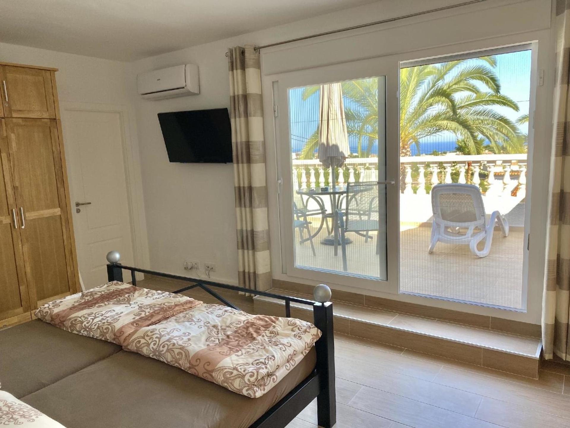 Mit Privatpool Fuer 4 Personen Ca 120 Qm In Calp, Valencia Costa Blanca Сasa de vacaciones Calpe