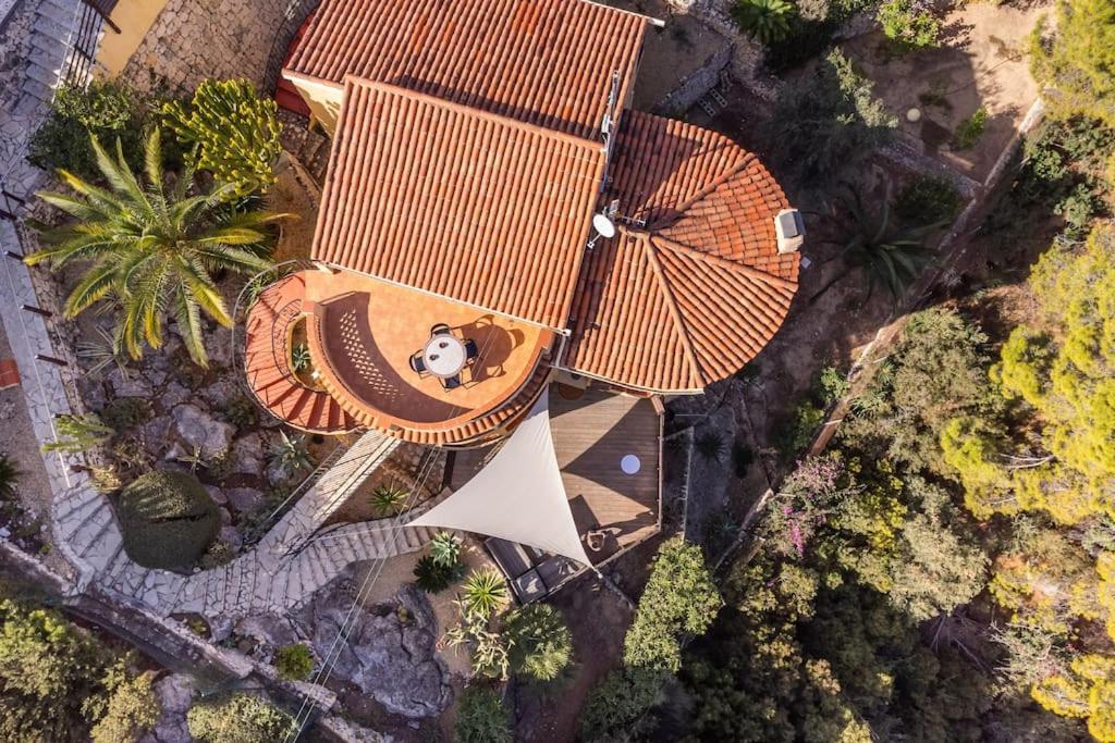 Villa Spanish Style-villa, Heated Pool & Sea View *