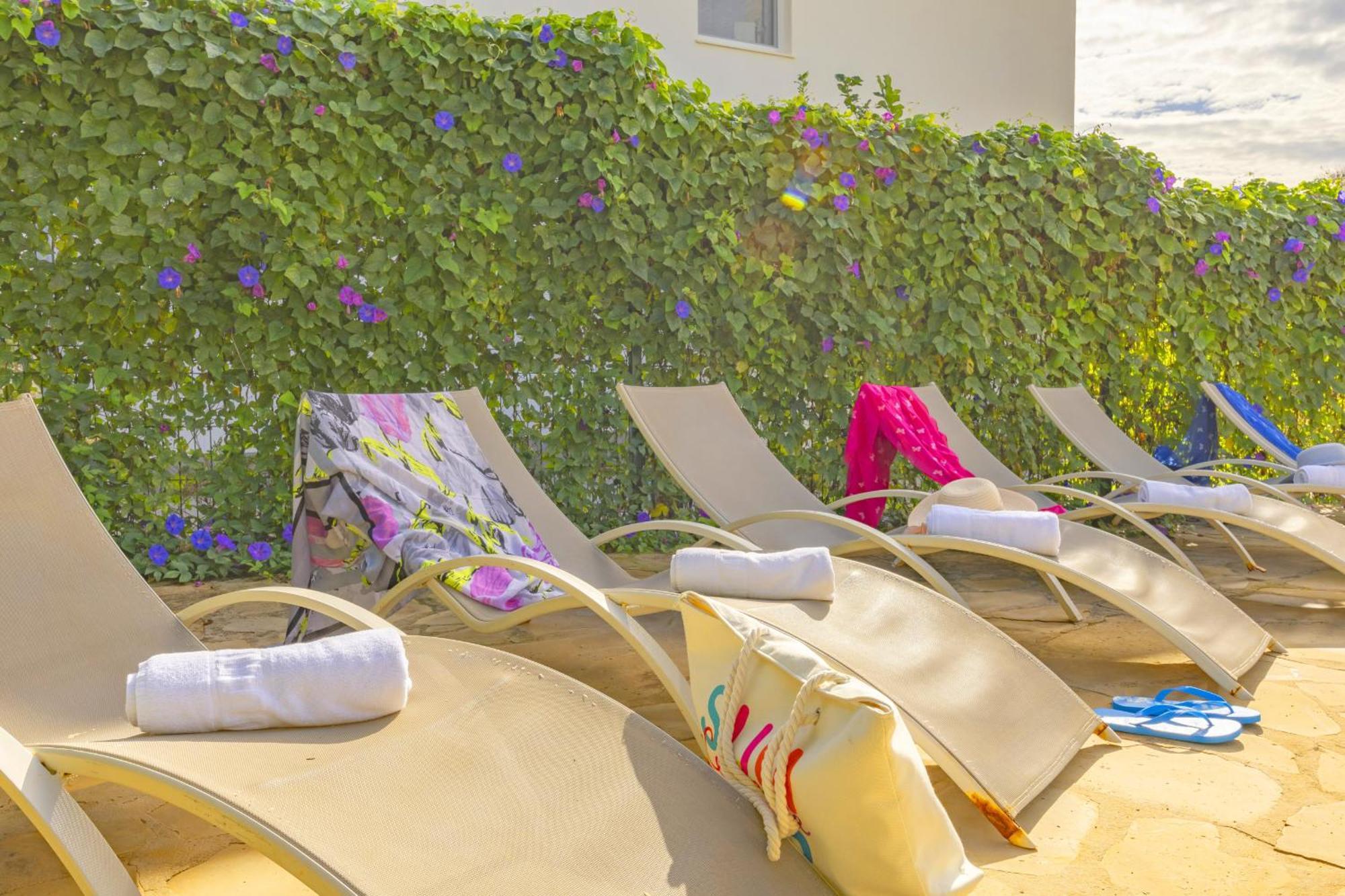 Carola - Plusholidays Villa