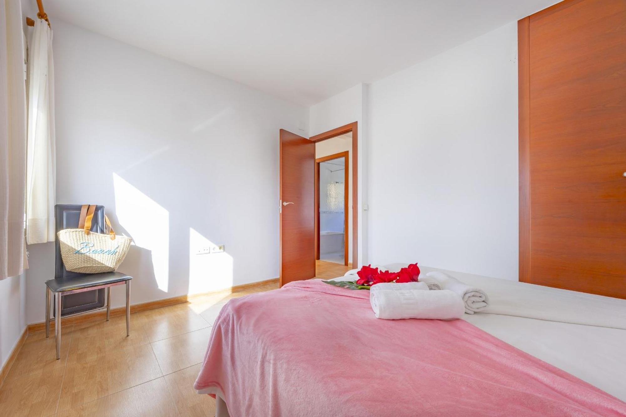 Carola - Plusholidays Villa Calpe