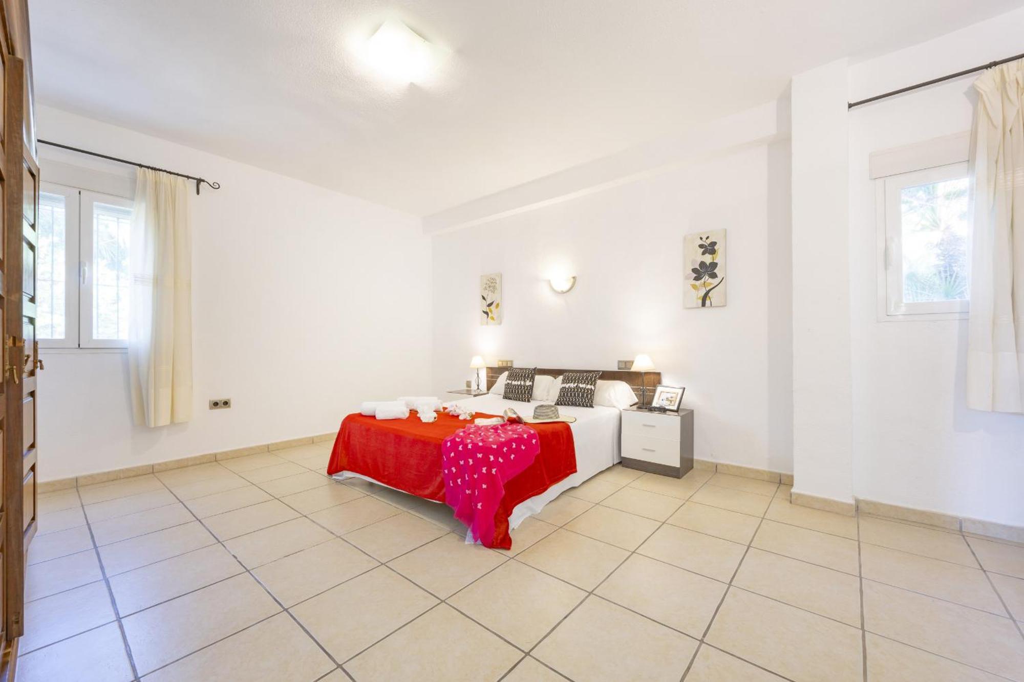 Carola - Plusholidays Villa *