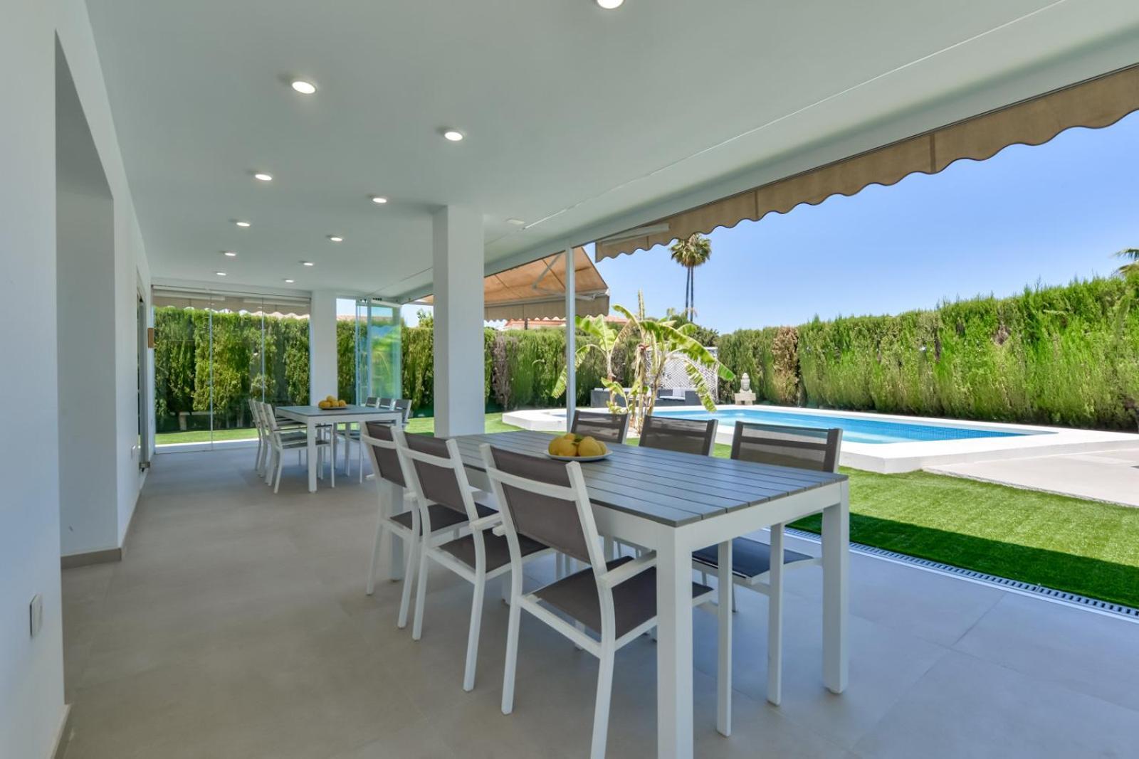 Guzman - Senieta Villa *