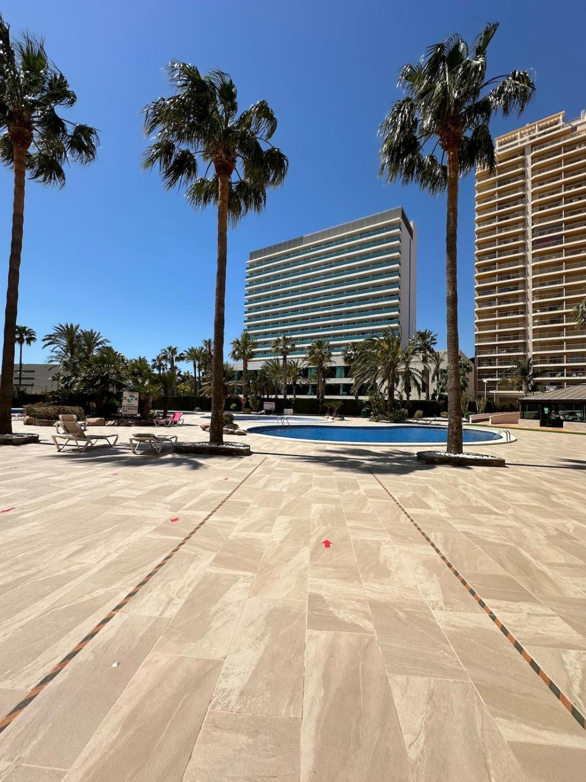 En Primera Linea De La Playa De Apartamento Calpe