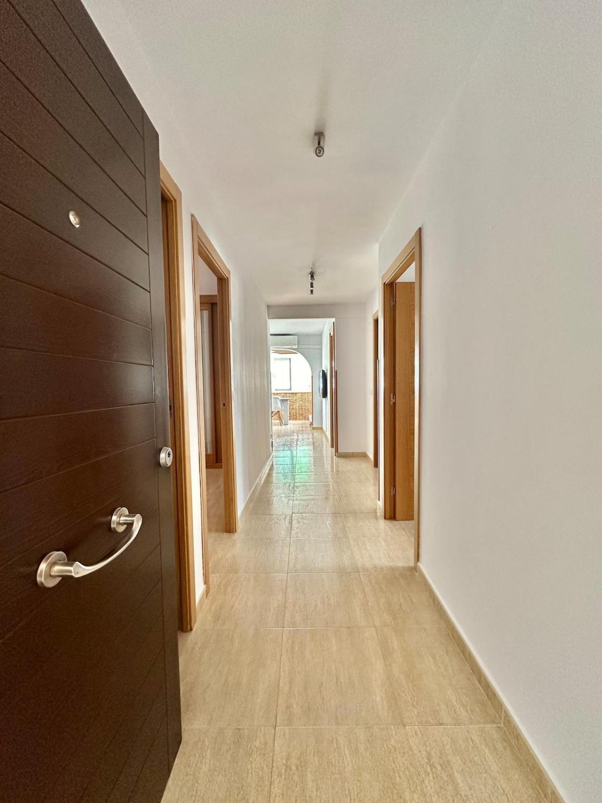 En Primera Linea De La Playa De Apartamento *