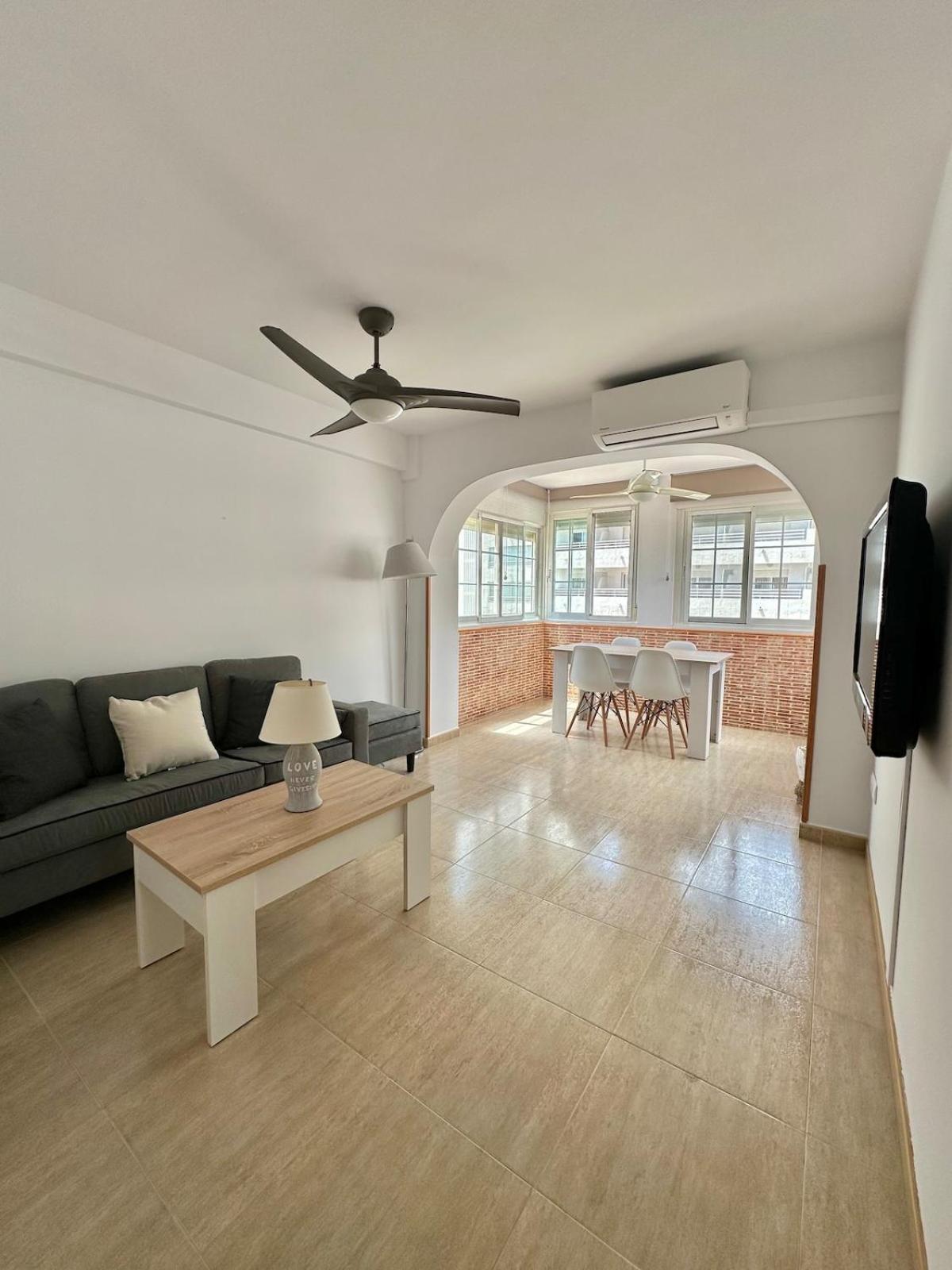 Apartamento En Primera Linea De La Playa De *