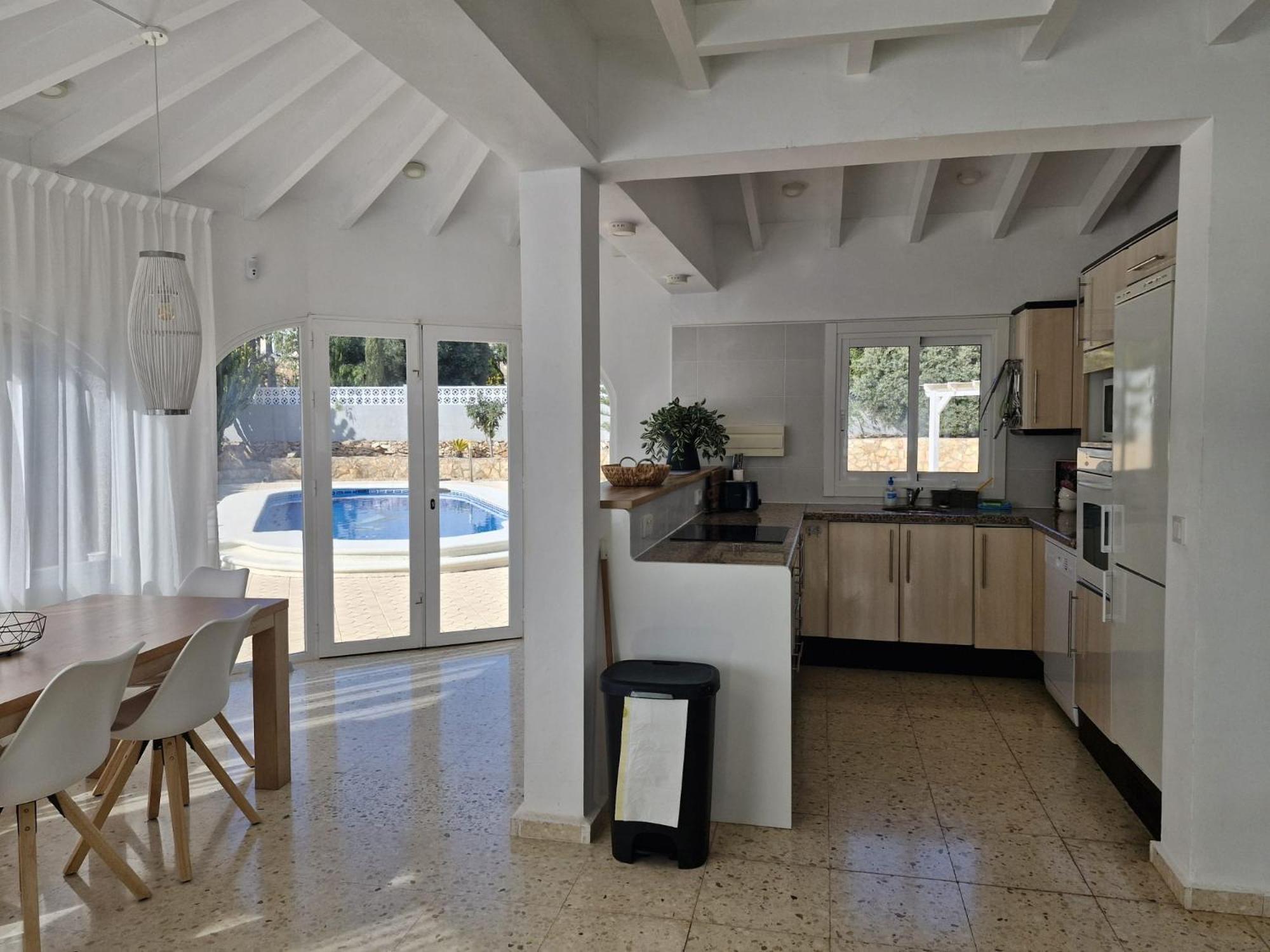 Romantica By Theka Services * Calpe
